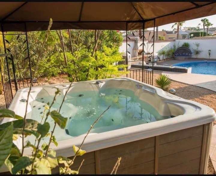 Luxury Private Villa Casa Jojo Own Pool & Hot Tub Сиудад Кесада Екстериор снимка